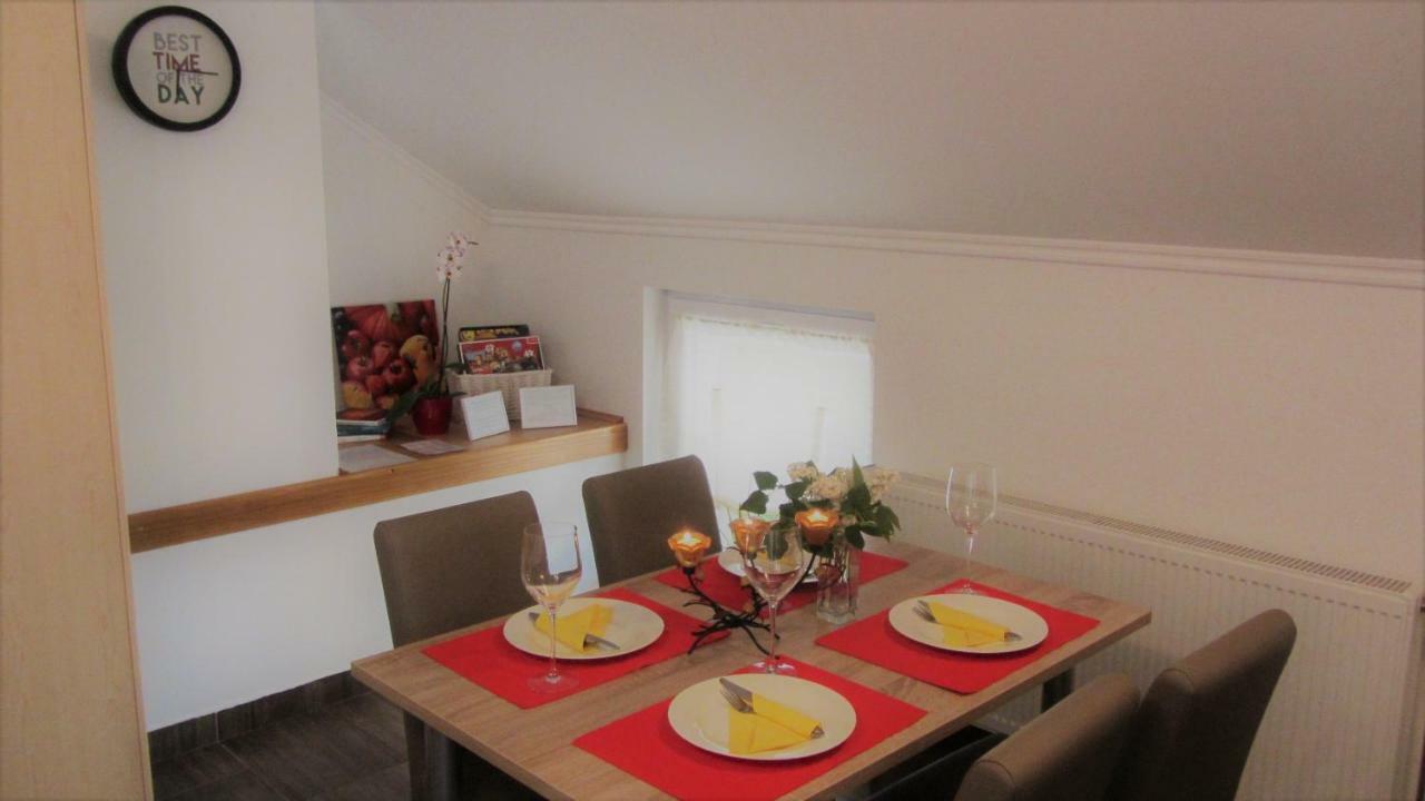 Apartment Marin Ogulin Eksteriør billede